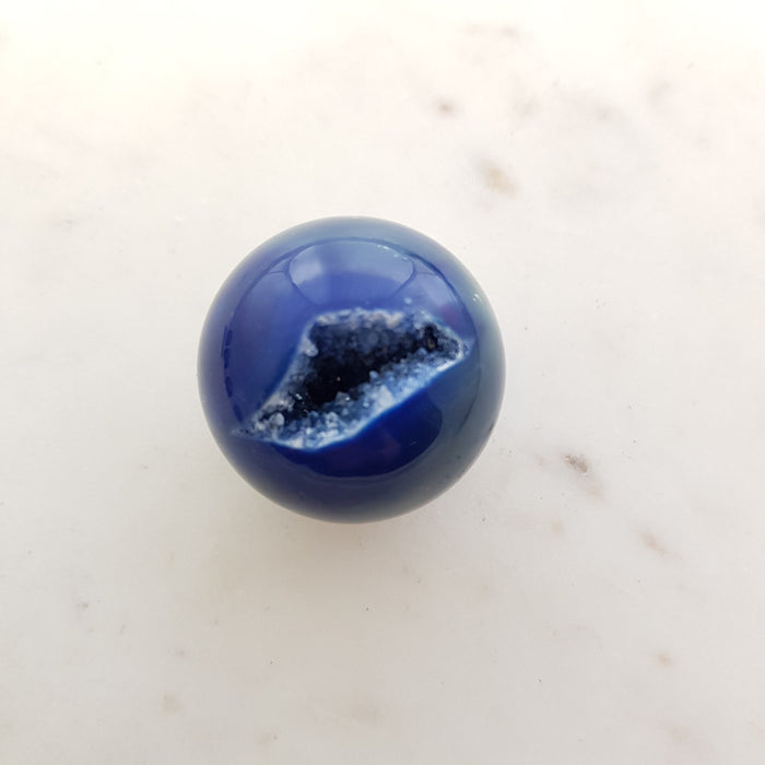 Blue Dyed Agate Geode Sphere (approx. 3.5x3.5cm)