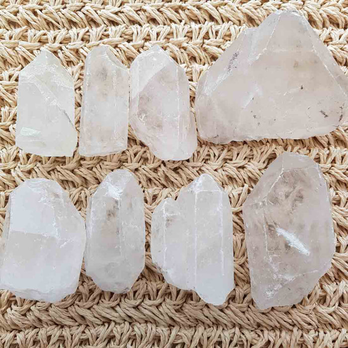 Clear Quartz Natural Point (cloudy. assorted. approx. 5.4-8.4x2.4-4.8x2-3.6cm)