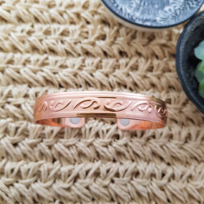 Curl Design Copper Bracelet with Magnets. NZ made (large. approx. 12mm wide)