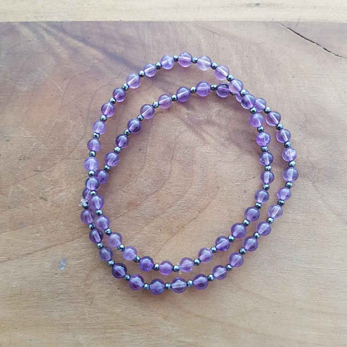 Amethyst & Sparkly Bead Bracelet (assorted. approx. 4mm round beads  with sparkly beads)