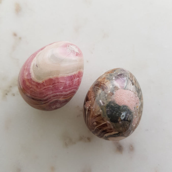 Rhodochrosite Egg (assorted. approx. 3x2-2.5cm)