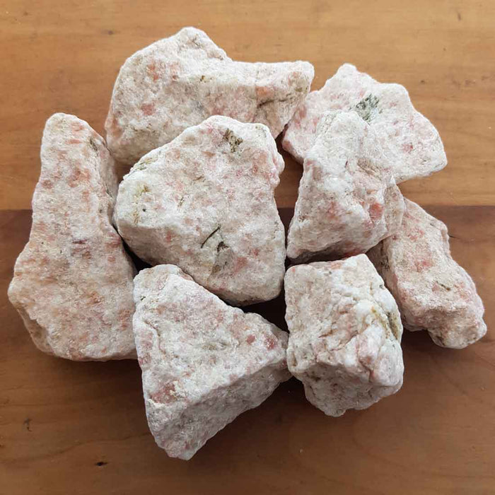 Sunstone Rough Rock (assorted. approx. 4.3-7x2.7-4.9cm)
