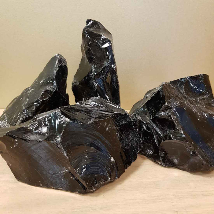 Black Obsidian Rough Rock (assorted. approx. 12.5-15.1x5.3-10.9cm)