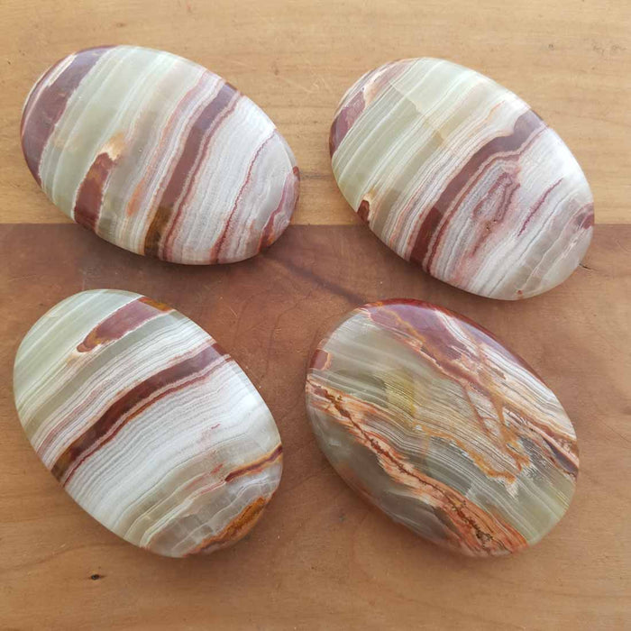 Banded Calcite aka Marble Onyx Palm Stone (assorted. approx. 7.4-7.9x5-5.5x2-2.2cm)