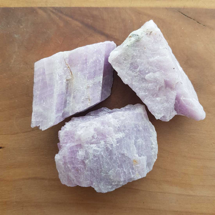 Kunzite Rough Rock (assorted. approx. 4.7-5.1x3.6-4.8cm)