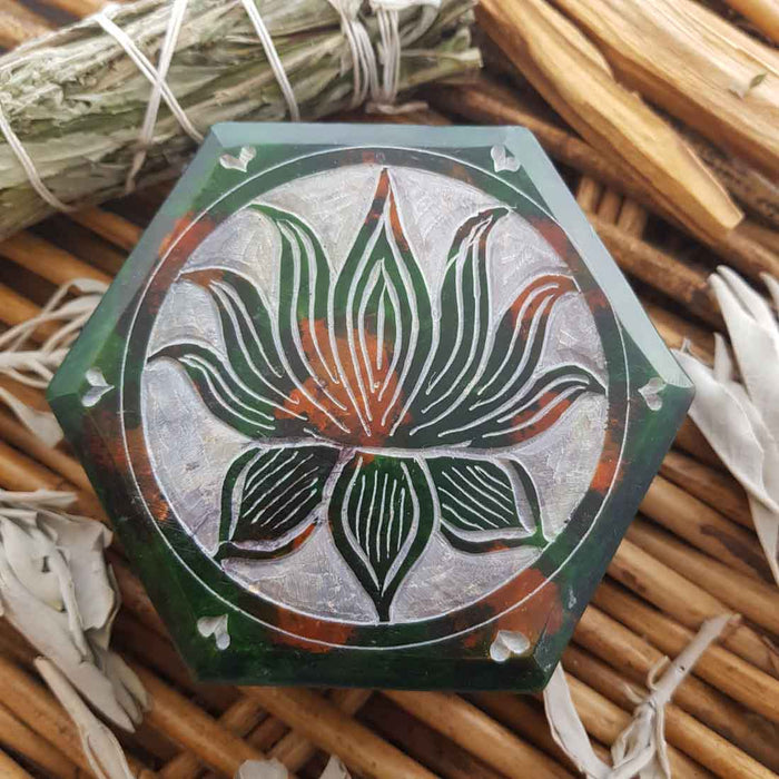 Lotus Flower Hexagon Soapstone Box (approx. 10x10.5x4cm)