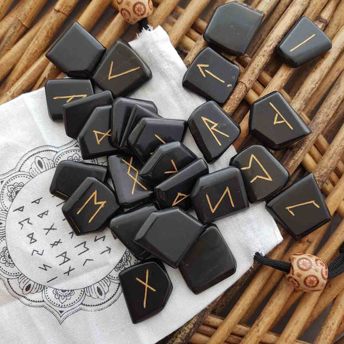 Onyx Runes Set with Information Sheet & Drawstring Bag (flat & assorted)