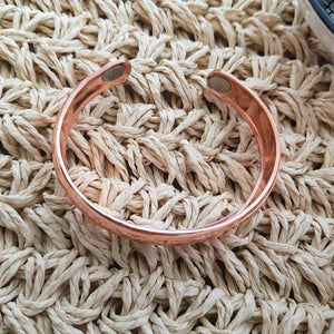 Wave Design Copper Bracelet with Magnets
