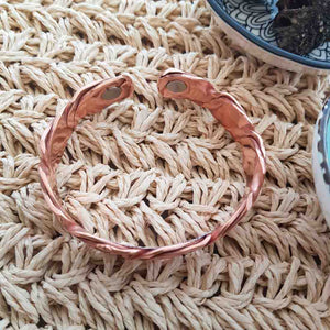 Copper Twist Bracelet Bracelet with Magnets