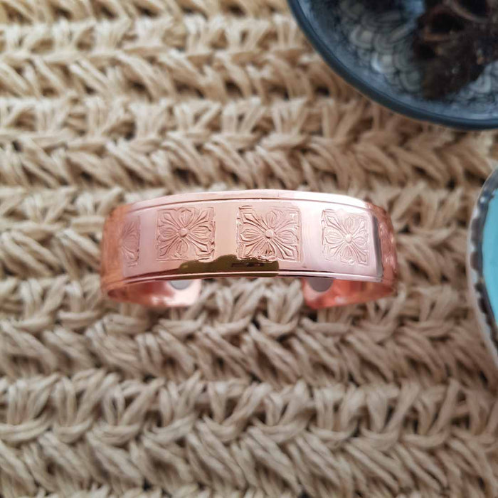 Flower Design Copper Bracelet with Magnets. NZ Made (medium. approx. 10mm)