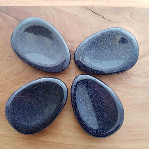 Blue Sandstone Worry Stone (assorted. approx. 4-5x3.5-4cm)