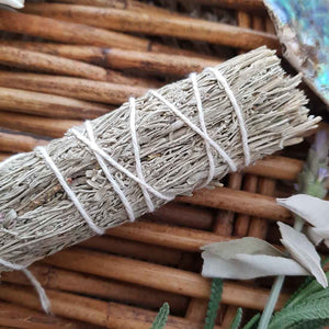 Healing Smudge Stick (Mountain Sage, Cedar, Copal Resin