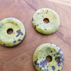 Stitchtite & Serpentine aka Atlantisite Donut Pendant (assorted)