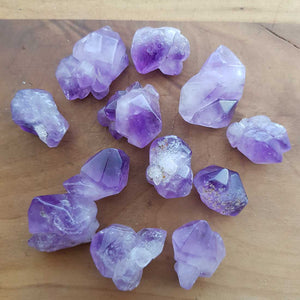 Amethyst Point (tiny, tumbled & assorted)