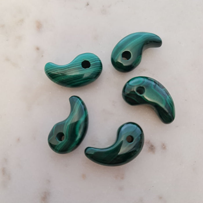 Malachite Magatama Pendant (assorted)
