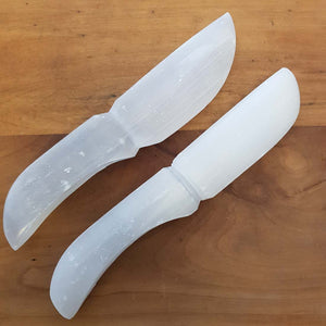 Selenite Dagger (assorted. approx. 19.5-20.3x3-4.2cm)