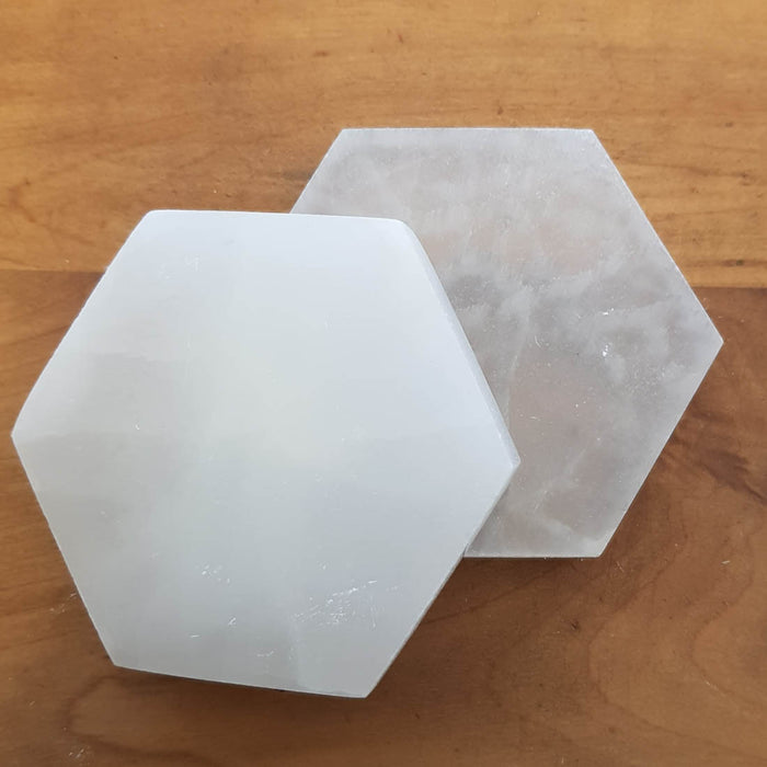 Selenite Hexagonal Charging Plate (assorted. approx. 10x9cm)