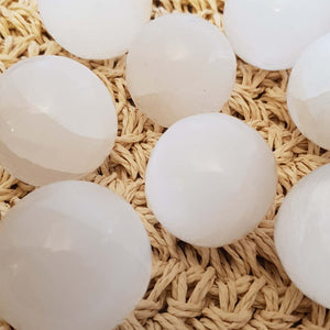 Selenite Sphere (assorted. approx. 3.5-4.4cm diameter)