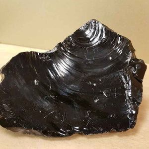Black Obsidian Rough Rock (assorted. approx. 5.8-9.8x4.7-9cm)