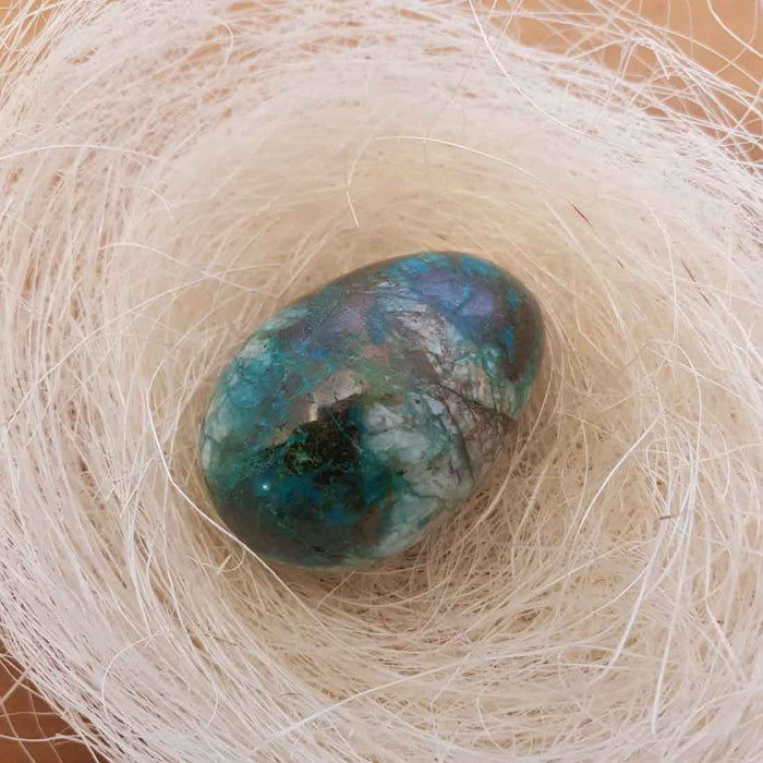 Chrysocolla Egg from Peru (approx. 6x3.6cm)