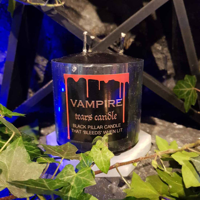 Vampire Tears 3 Wick Candle (approx. 7.5x7.5cm with approx. burn time of 15 hours)