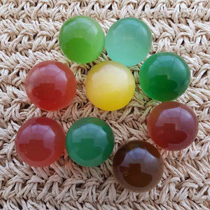 Synthetic Cats Eye Sphere (assorted colours. approx. 3cm diameter)