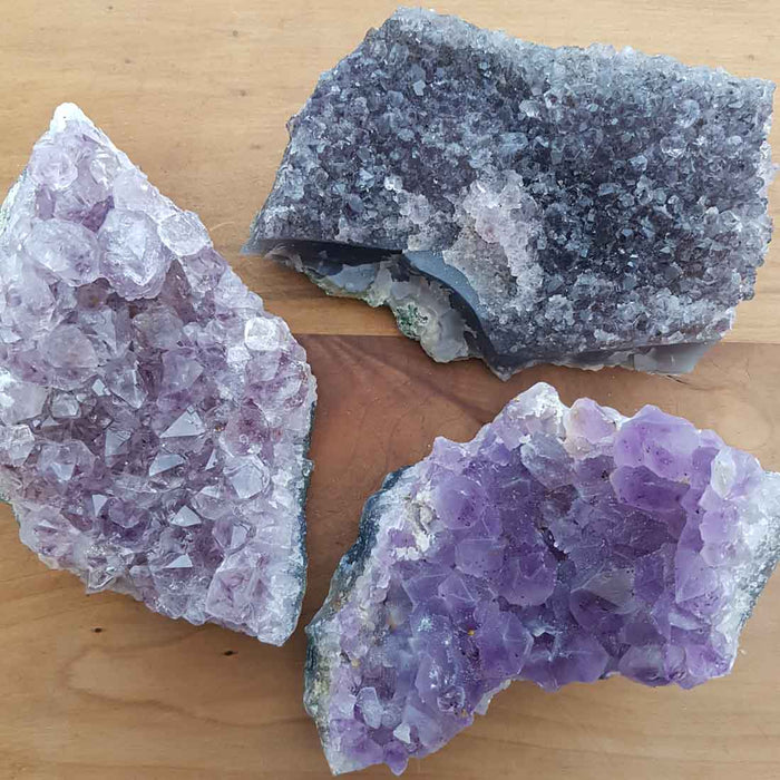 Amethyst Cluster (assorted. approx. 10.5-14.8x5.9-12.8x2.5-8.6cm)