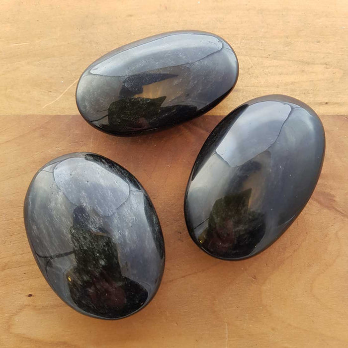Silver Sheen Obsidian Palm Stone (assorted. approx. 7-8x5x2-3cm)
