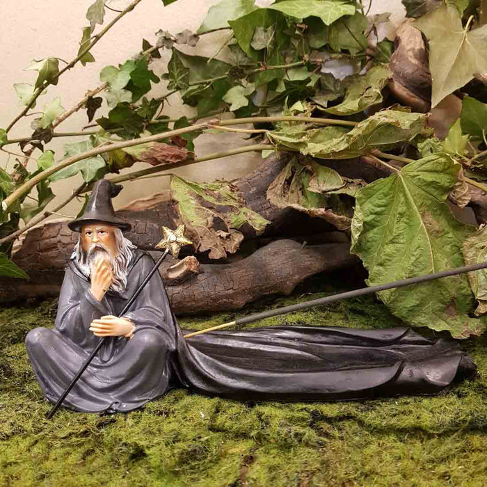 Wizard Incense Holder (approx. 10.5x7x20.5cm)