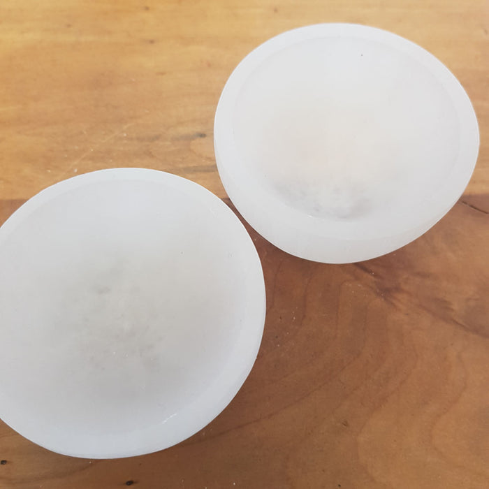 Selenite Dish (assorted. approx. 3.5x7x7cm)