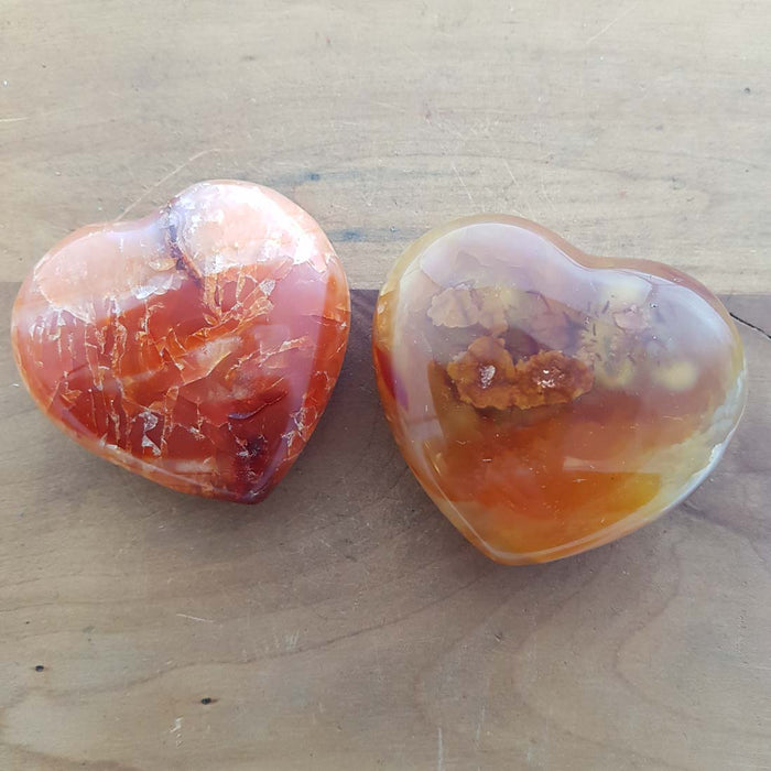 Carnelian Heart (assorted. approx. 6x6.5-7cm)