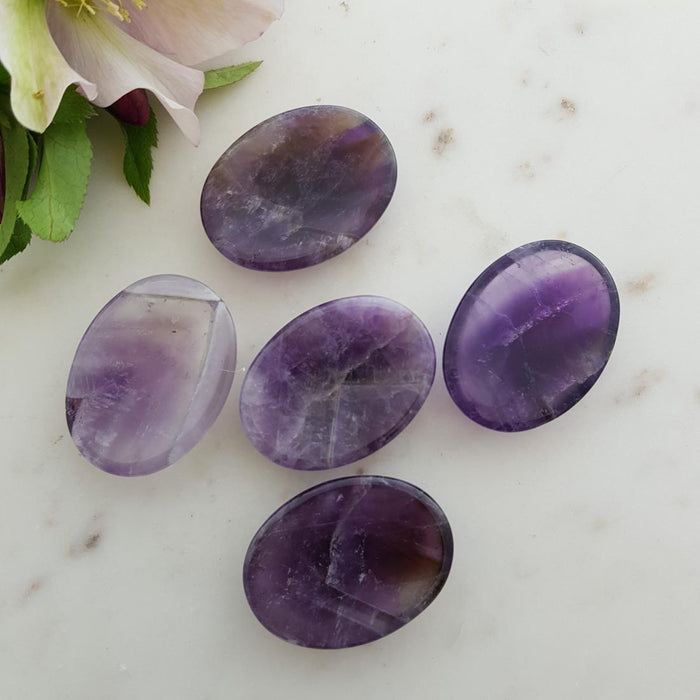 Amethyst Worry Stone (assorted. approx. 4x3cm)