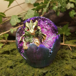 Green Dragon In Crystal Ball with LED (approx 8x8x7.5cm)