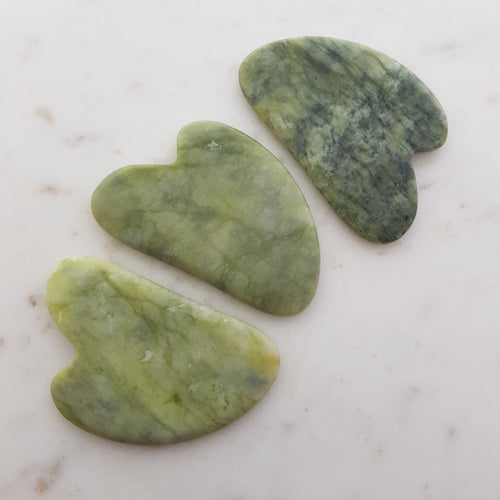 Serpentine Gua Sha Massage Tool (assorted. approx. 8.5x5.5cm)