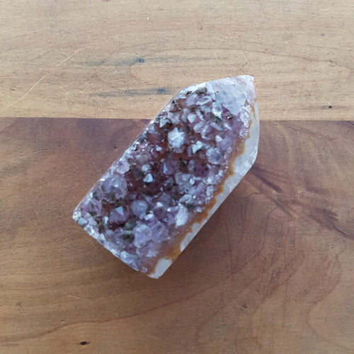 Amethyst/Quartz Druzy Point (approx. 8x4x3.5cm)