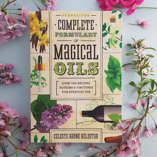 Llewellyn's Complete Formulary Of Magical Oils (over 1200 recipes potions & tinctures for everyday use)