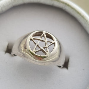 Pentagram Ring Large 