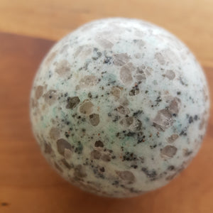 Kiwi/Sesame Jasper Sphere