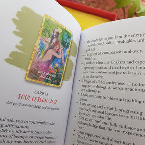 Self Love Oracle Cards (find peace and happiness through the chakras. 36 cards)