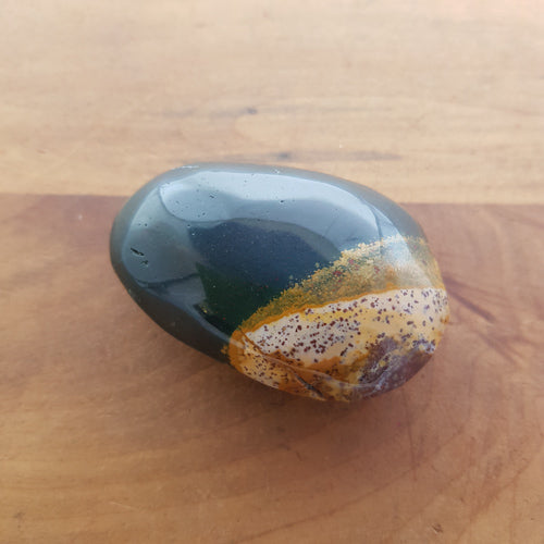 Jasper Palm Stone (assorted. approx. 7x4.5x3cm)