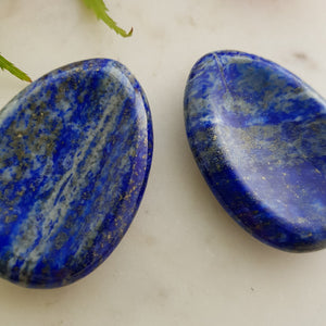 Lapis Worry Stone (assorted. approx. 5x3cm)