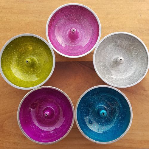 Sparkly Bowl Incense Holder (aluminium. assorted colours. approx. 8x8x3cm)