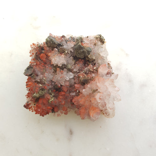 Red Hematite included Quartz with Pyrite and Tetrahedrite Cluster from Jiangxi, China (approx. 5x5x2.5cm)