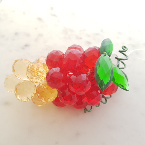 Red Resin Grapes (approx 10x6cm)