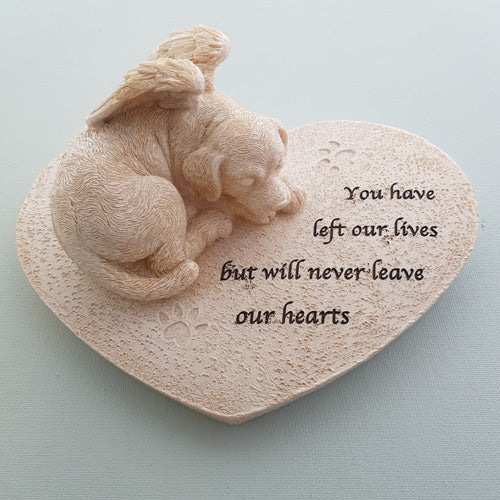 Memorial Dog on Heart (approx. 20x15x10cm)