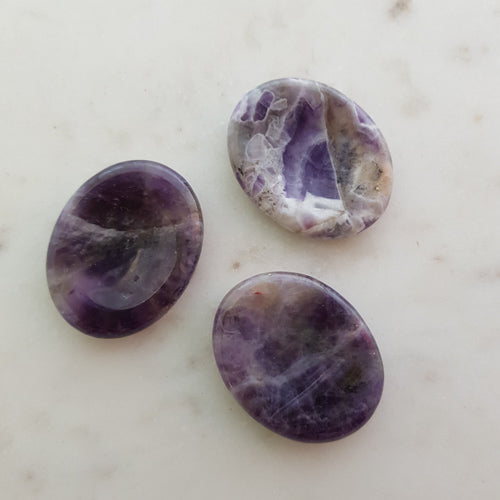 Chevron Amethyst Worry Stone (assorted. approx. 4x3cm)