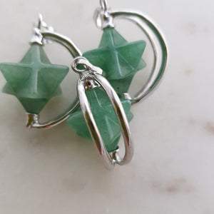 Green Aventurine Merkaba Spinner Pendant (assorted. silver metal)