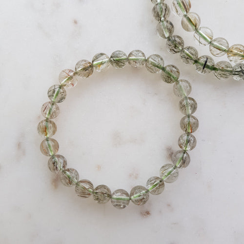 Actinolite in Quartz Bracelet (assorted. approx. 8mm round beads)