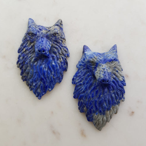 Lapis Wolf Head (assorted. approx. 6.5x4cm)