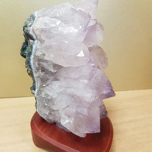 Amethyst Cluster Lamp